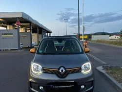 Grau Gebraucht 2019 Renault Twingo Intens Kleinwagen | 10.700 € (Fairer Preis)