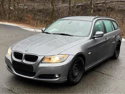 Grau Gebraucht 2010 BMW 318 Kombi | 4.399 € (Fairer Preis)