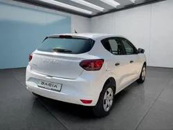 Weiß Gebraucht 2023 Dacia Sandero Kleinwagen | 15.249 € (Superpreis)