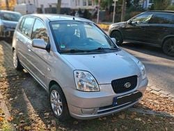 Silber Gebraucht 2005 Kia Picanto Kleinwagen | 1.300 € (Guter Preis)