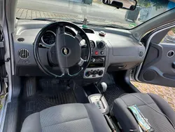Grau Gebraucht 2007 Chevrolet Kalos Kleinwagen | 1.650 € (Fairer Preis)