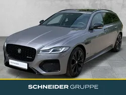 Grau Gebraucht 2024 Jaguar XF Sportbrake R-Dynamic Kombi | 56.500 €