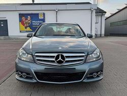 Gebraucht 2011 Mercedes C180 Avantgarde Limousine | 7.249 € (Fairer Preis)