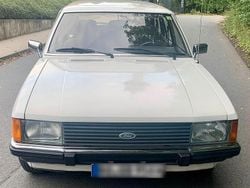 Beige Gebraucht 1979 Ford Granada Ghia Kombi | 10.500 €