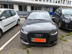 Grau Gebraucht 2016 Audi A1 Sportback Sport Kleinwagen | 12.500 € (Fairer Preis)