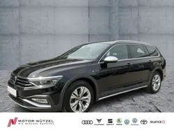 Schwarz Gebraucht 2022 VW Passat Alltrack Kombi | 27.930 € (Etwas zu teuer)