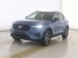 Fjord blue / metallic Gebraucht 2025 Volvo XC40 Plus SUV | 39.890 € (Fairer Preis)