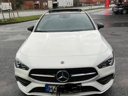 Weiß Gebraucht 2020 Mercedes CLA200 AMG Limousine | 33.500 € (Teuer)
