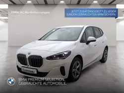 Weiß Gebraucht 2024 BMW 216 Active Tourer Luxury Line Van / Kleinbus | 25.507 € (Fairer Preis)