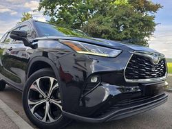 Schwarz Gebraucht 2022 Toyota Highlander Executive SUV | 52.400 €
