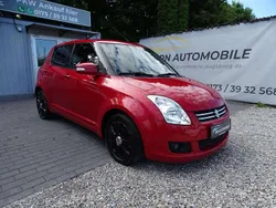 Rot Gebraucht 2010 Suzuki Swift Snow Limousine | 3.790 €