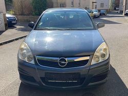 Blau Gebraucht 2005 Opel Vectra Limousine | 3.900 € (Teuer)