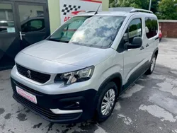 Grau Gebraucht 2020 Peugeot Rifter Active Van / Kleinbus | 14.950 € (Fairer Preis)