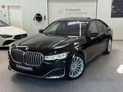 Black sapphire Gebraucht 2020 BMW 740 Limousine | 49.980 € (Guter Preis)