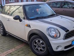 Beige Gebraucht 2009 Mini ONE Kleinwagen | 2.400 €
