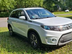 Weiß Gebraucht 2016 Suzuki Vitara Comfort+ SUV | 14.900 € (Fairer Preis)