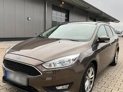 Braun Gebraucht 2016 Ford Focus Kombi | 7.499 € (Fairer Preis)