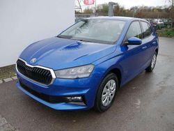 Raceblau metallic Neu 2025 Skoda Fabia Selection Limousine | 20.790 € (Guter Preis)