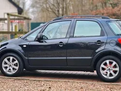 Schwarz Gebraucht 2009 Fiat Sedici SUV | 3.200 € (Guter Preis)