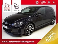 Schwarz metallic Gebraucht 2016 VW Golf VII Sport Limousine | 26.780 €