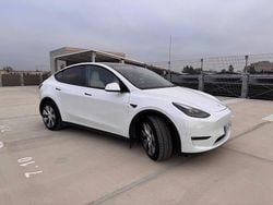 Weiß Gebraucht 2022 Tesla Model Y SUV | 30.990 € (Guter Preis)