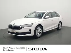 Candy weiss Gebraucht 2024 Skoda Octavia Selection Kombi | 40.980 € (Teuer)