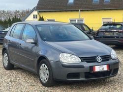 Grau Gebraucht 2007 VW Golf V Kleinwagen | 2.999 € (Fairer Preis)