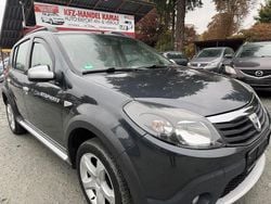 Grau Gebraucht 2010 Dacia Sandero Stepway Kleinwagen | 2.788 € (Fairer Preis)