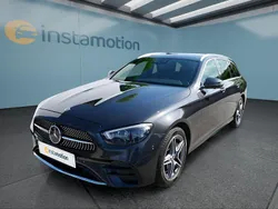 Grau Gebraucht 2021 Mercedes E450 Kombi | 33.799 €
