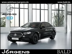 Metalliclack obsidianschwarz Gebraucht 2024 Mercedes E200 AMG Limousine | 63.880 €