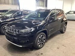 Black clear coat Gebraucht 2024 Jeep Compass Limited SUV | 24.885 € (Superpreis)