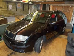 Schwarz Gebraucht 2005 Skoda Fabia Kombi | 1.399 € (Fairer Preis)