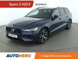 Blau Gebraucht 2021 Volvo V60 R-Design Kombi | 28.620 € (Guter Preis)