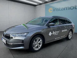 Grau Neu 2024 Skoda Octavia Kombi | 35.299 € (Teuer)