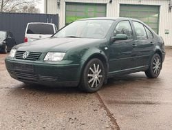 Grün Gebraucht 2000 VW Bora Limousine | 990 € (Guter Preis)