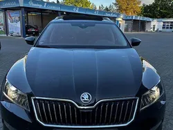 Schwarz Gebraucht 2017 Skoda Superb Active Kombi | 11.500 € (Fairer Preis)