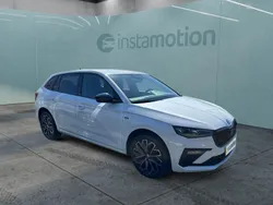Weiß Gebraucht 2024 Skoda Scala Kleinwagen | 23.950 € (Etwas zu teuer)