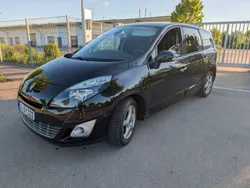 Schwarz Gebraucht 2010 Renault Grand Scénic III Dynamique Van / Kleinbus | 6.499 € (Fairer Preis)