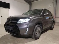 Titangrau metallic Neu 2025 Suzuki Vitara Comfort SUV | 25.340 € (Guter Preis)