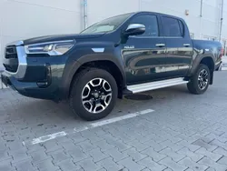 Grün Gebraucht 2024 Toyota HiLux Executive Abholung | 52.955 € (Etwas zu teuer)