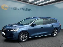 Blau Gebraucht 2024 Ford Focus Kombi | 23.649 € (Guter Preis)