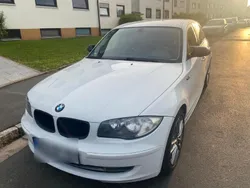 Weiß Gebraucht 2009 BMW 116 Kleinwagen | 3.500 €