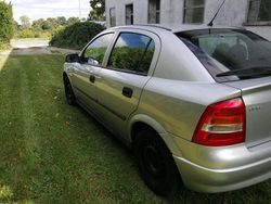 Silber Gebraucht 1999 Opel Astra Comfort Limousine | 1.950 € (Fairer Preis)