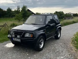 Schwarz Gebraucht 1993 Suzuki Vitara SUV | 6.299 €