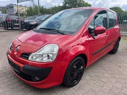 Rot Gebraucht 2011 Renault Modus Dynamique Van / Kleinbus | 3.190 € (Fairer Preis)