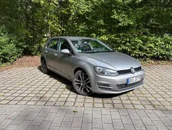 Grau Gebraucht 2015 VW Golf VII Comfortline Limousine | 9.500 € (Fairer Preis)
