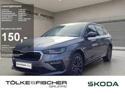 Grau Neu 2025 Skoda Scala Tour Kleinwagen | 28.888 € (Etwas zu teuer)