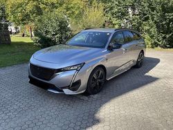 Grau Gebraucht 2023 Peugeot 308 Kombi | 25.500 € (Fairer Preis)