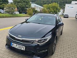 Blau Gebraucht 2020 Kia Optima Hybrid Spirit Limousine | 22.849 € (Etwas zu teuer)