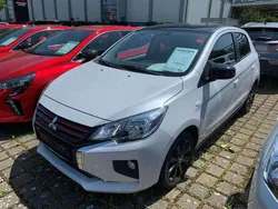 Titanweiß/pianoschwarz Gebraucht 2024 Mitsubishi Space Star Select+ Limousine | 17.490 € (Etwas zu teuer)